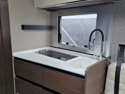 Adria Supersonic 780 DL 2024