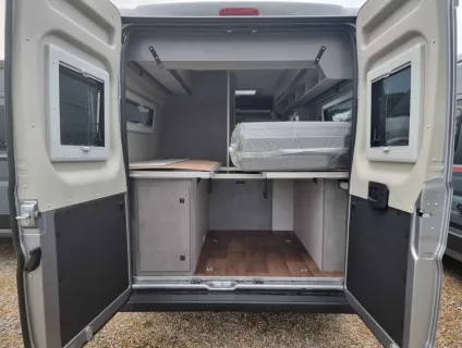 Globecar  Summit Shine 600L 2024