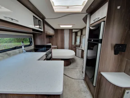 Coachman  Lusso 2021