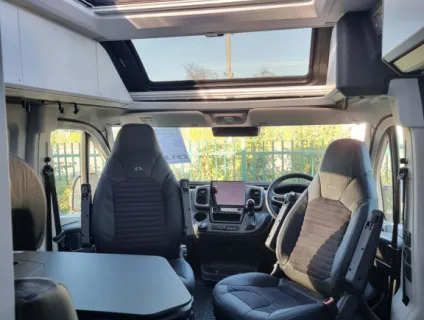 Adria  Twin Supreme 640 SGX 2025