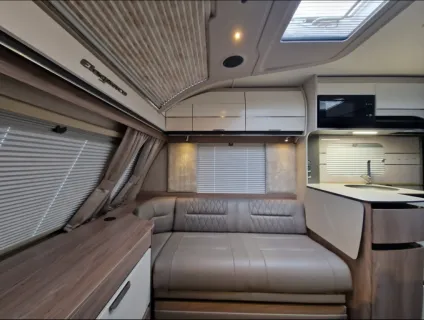 Swift Elegance Grande 780 2024