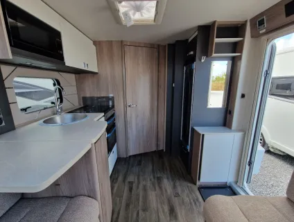 Swift  Challenger Grande 635 SE 2025