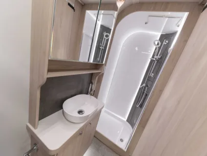Elddis Crusader Mistral 2025