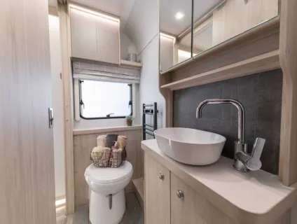 Elddis Crusader Mistral 2025