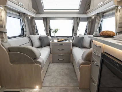 Elddis Crusader Mistral 2025