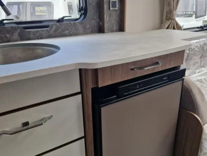 Coachman VIP 520 2025