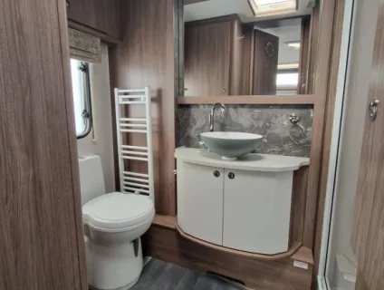 Coachman VIP 520 2025