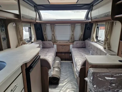 Coachman VIP 520 2025