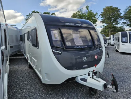 Swift Challenger X 880 2020