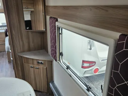 Swift Challenger X 880 2020
