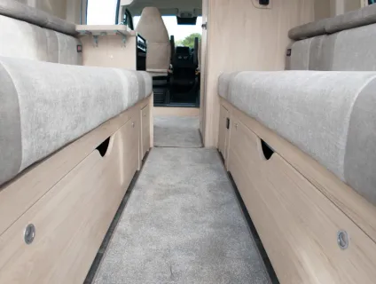 Elddis Autoquest CV20 2026