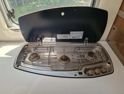 Burstner IXEO I680g 2016