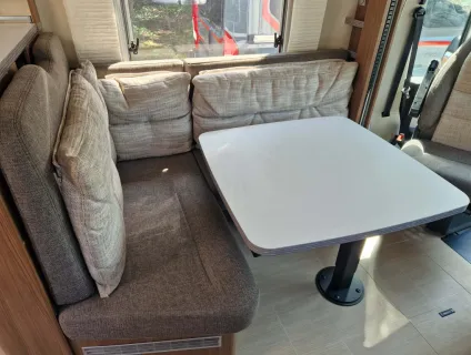 Burstner IXEO I680g 2016