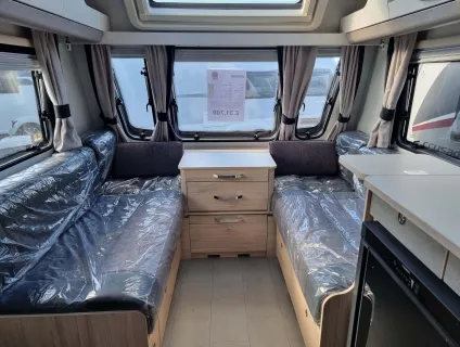 Elddis Avante Apex 550 2026