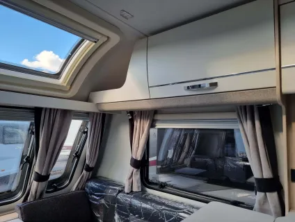 Elddis Avante Apex 550 2026
