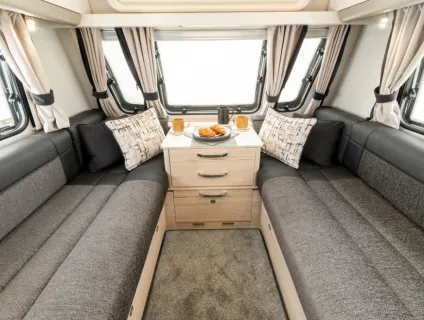 Elddis Avante Apex 554 2026