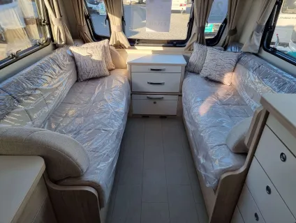 Elddis Crusader Hurricane 2026