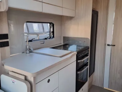 Elddis Crusader Hurricane 2026