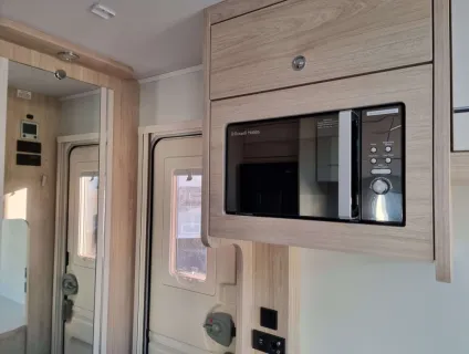 Elddis Crusader Hurricane 2026