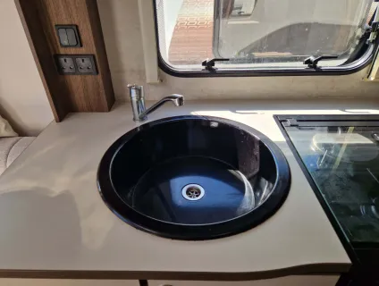 Compass Casita 585 2023