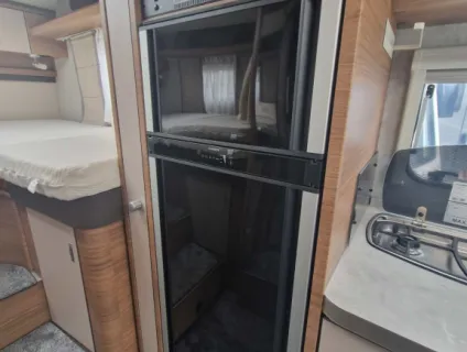 Knaus  Live I700 MEG 2024