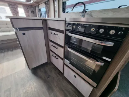 Coachman Lusso 3 2025