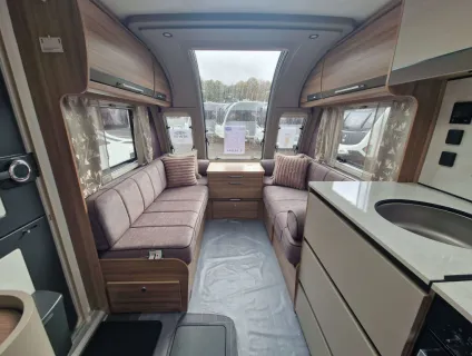 Bailey Unicorn Deluxe Cadiz 2026