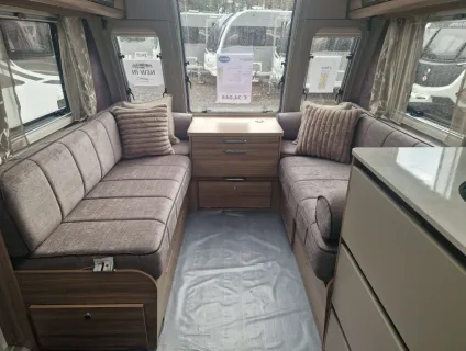Bailey Unicorn Deluxe Cadiz 2026