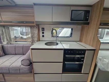 Bailey Unicorn Deluxe Cadiz 2026