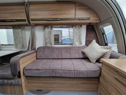 Bailey Unicorn Deluxe Madrid 2026
