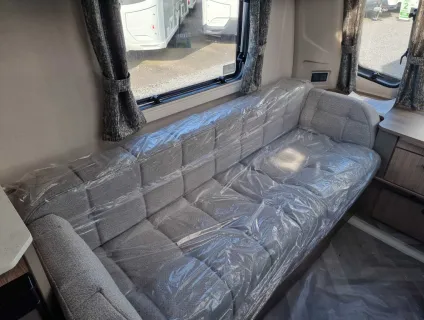 Coachman Acadia 460 2026