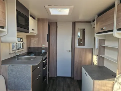 Swift Challenger 480 2026