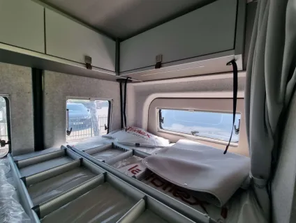 Hymer Grand Canyon S Crossover Pop-up 2026