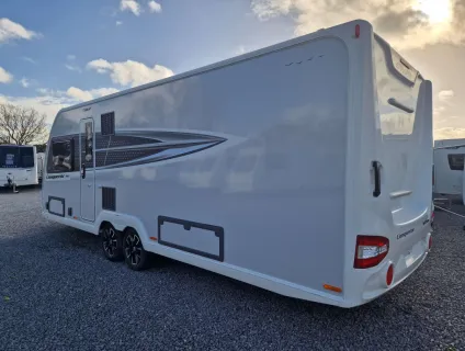 Swift Conqueror Grande 645 2026