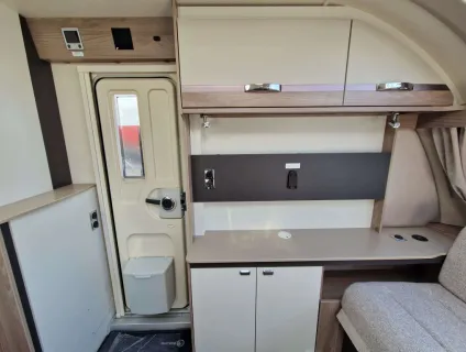 Swift Conqueror Grande 560 L 2026
