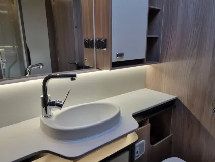 Swift Elegance Grande 835 2026