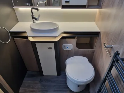 Swift Elegance Grande 835 2026