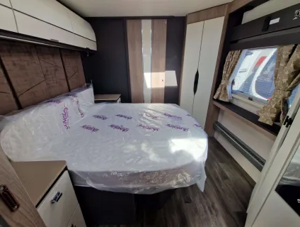 Swift Elegance Grande 845 2026