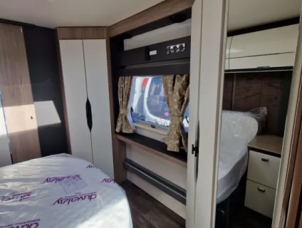 Swift Elegance Grande 845 2026