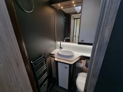 Swift Elegance Grande 860 2026