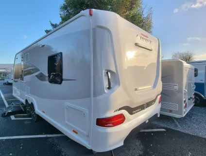 Swift Elegance Grande 860 2026