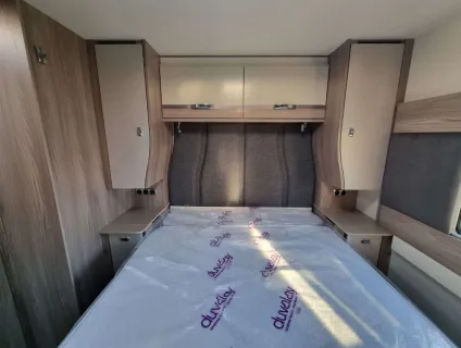 Swift Conqueror Grande 560 L 2026