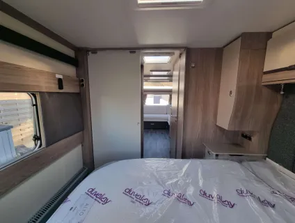 Swift Conqueror Grande 560 L 2026