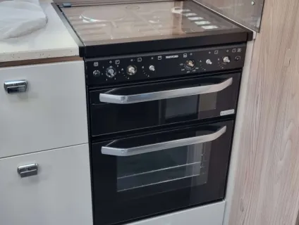 Swift Conqueror Grande 560 L 2026