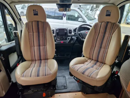 IH  630 RL 2015
