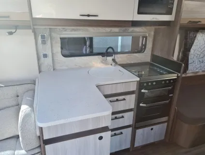 Coachman Lusso I 2025