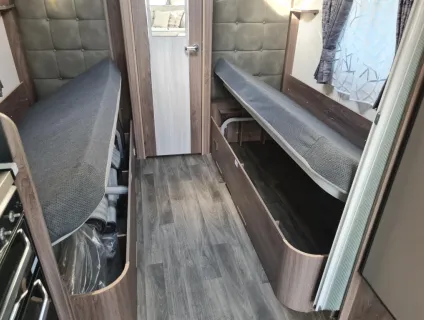 Coachman Lusso I 2025