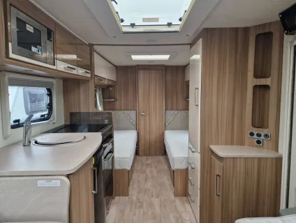 Lunar Clubman SB 2017