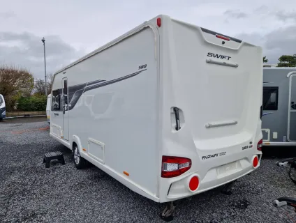 Swift Platinum Fairway 580 2021