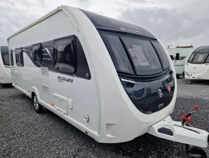 Swift Platinum Fairway 580 2021